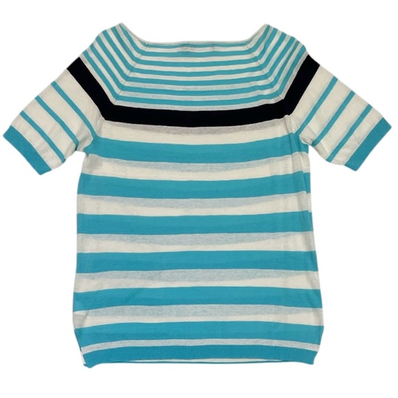 Light Knit Top - Picture 3 of 3